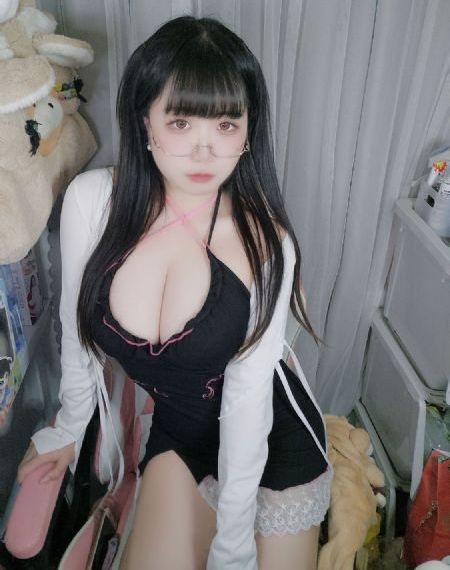 丰满的女友2