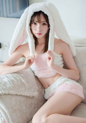 动漫人物桶动漫人物