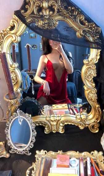 偶像女友堕落ntr动漫在线观看