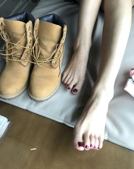 一边下奶一次敷面膜视频