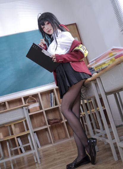 新上任女老师