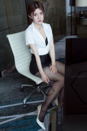 诱人的女邻居4