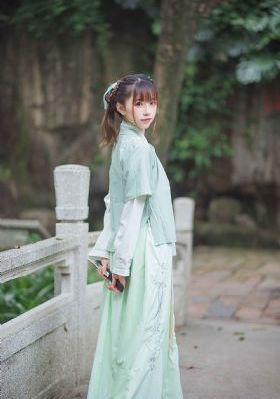 她儿砸被大佬盯上电视剧免费观看