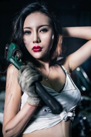 学生面前的女教师