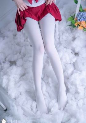 哺乳期给上司喂奶hd