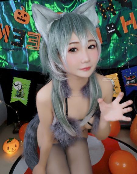 美女私密尿孔18