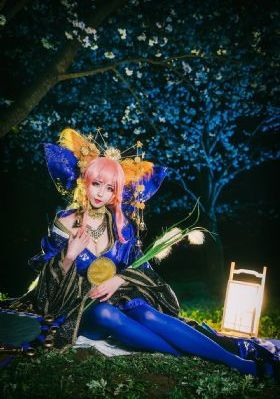 里番绅士库全彩在线观看