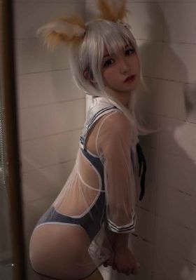 少妇老师勾引我做爰电影